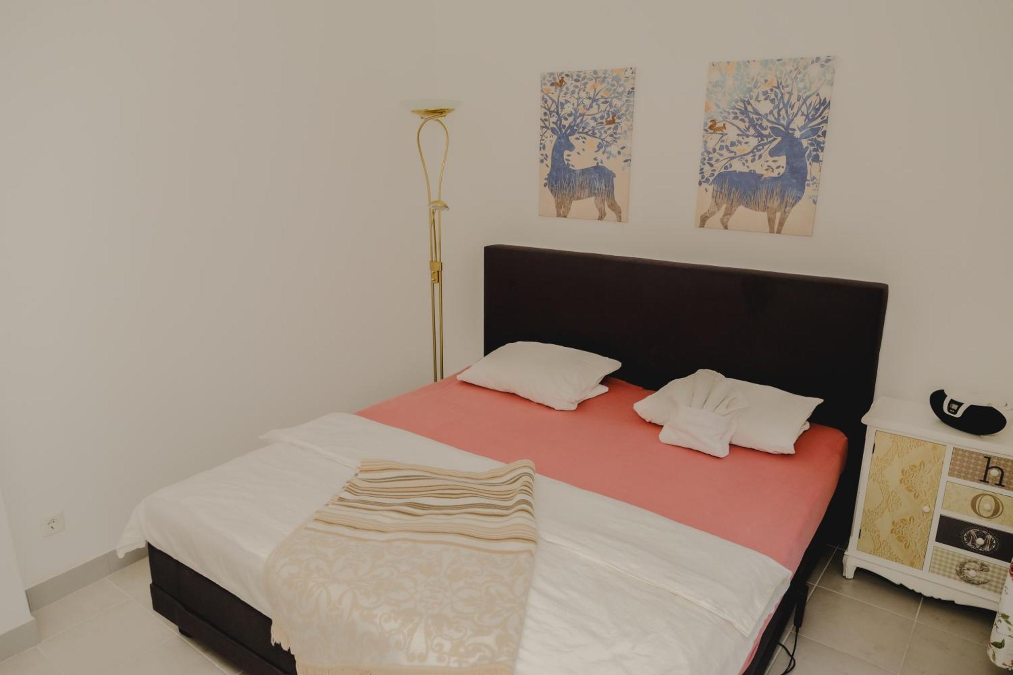 Terrace Apartment Near Volksoper And City Centre Wenen Buitenkant foto